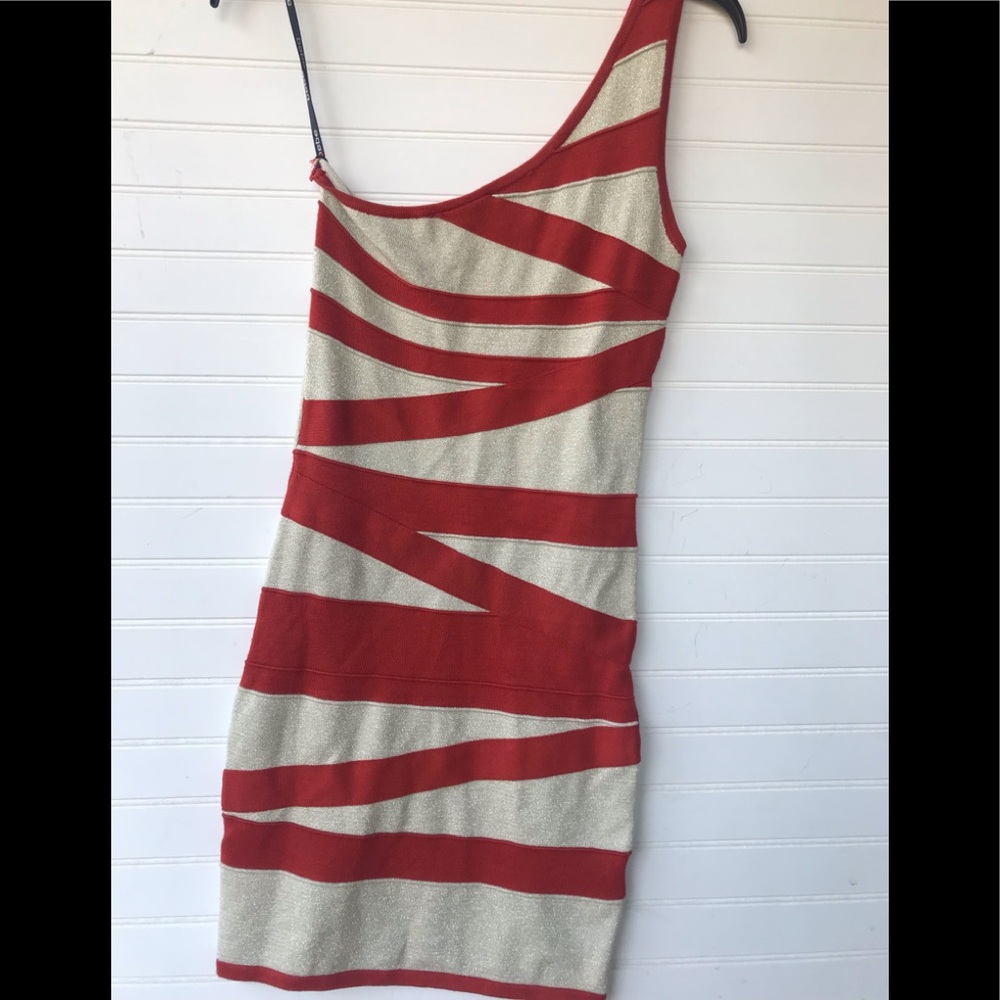 Bebe Wrap Body Con Gold & Burnt Orange Dress 😍